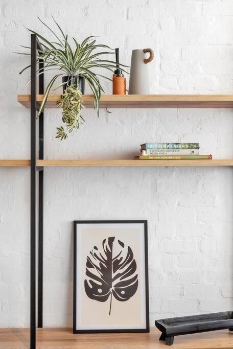 Apartment Spice Yard Lofts On Voortrekker-b118 Cape Town