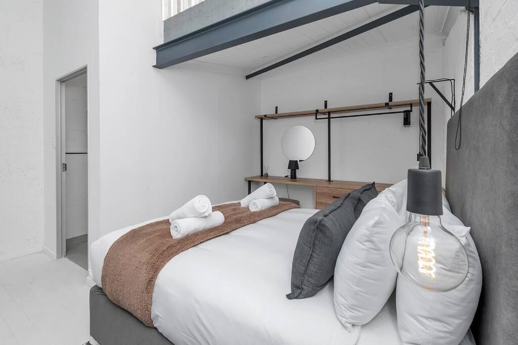 Spice Yard Lofts On Voortrekker-b118 Apartment *